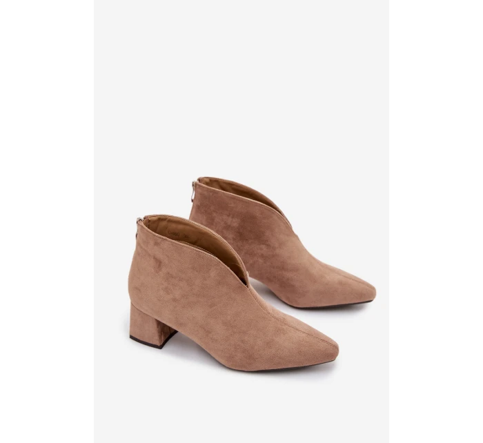 Dámské kotníkové boty na klínku s prošitím béžové Darlisse