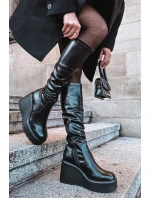 Dámské kotníkové boty Terisse na klínovém podpatku – černé Dámské kotníkové boty Terisse na klínovém podpatku – černé