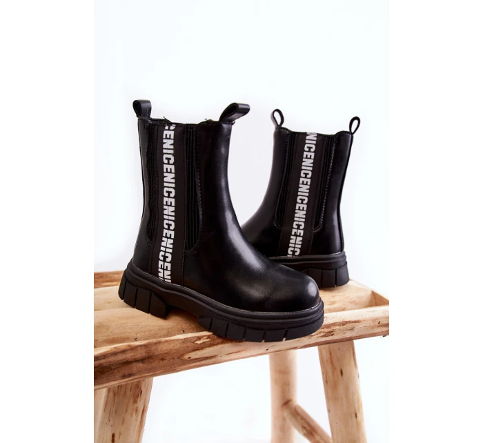 Dětské vysoké zateplené kozačky černé model 21597214 - Boto Dětské vysoké zateplené kozačky černé model 21597214 - Boto