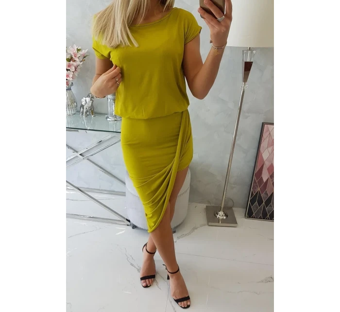 Asymetrické šaty kiwi Asymetrické šaty kiwi