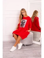 Šaty s potiskem a rozšířenou spodní částí červené Šaty s potiskem a rozšířenou spodní částí červené