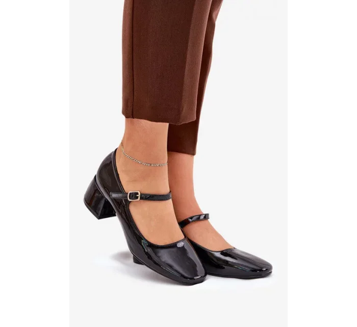 Dámské lodičky na sloupek podpatku 77-554 Černá - C.M Paris