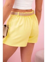 Dámské šortky se a páskem žlutý model 21073203 - K-Fashion