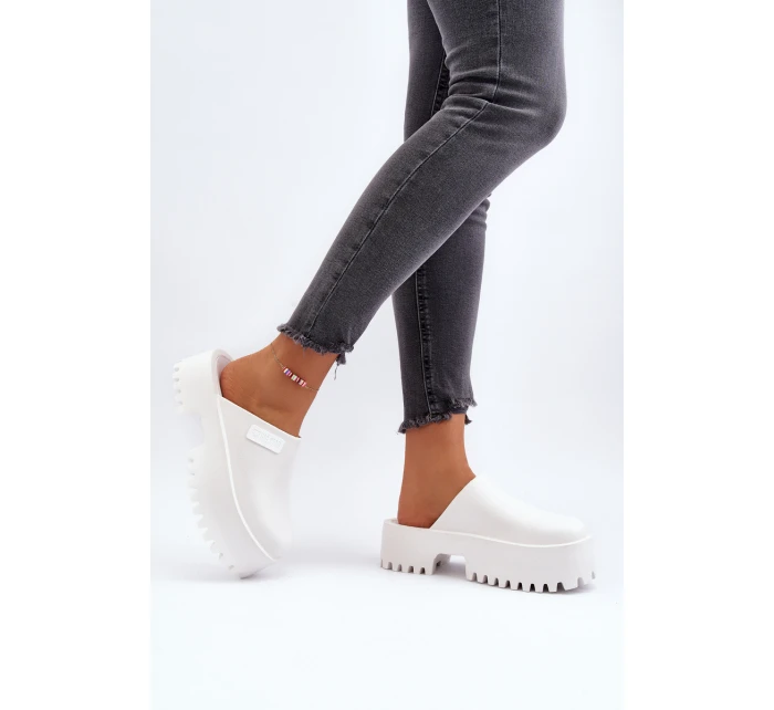 Dámské Žabky Na Masivní Podrážce Big Star NN274015 Bílé