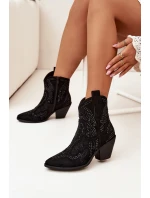 Zateplené Dámské Kotníkové Boty S Dekorací Černé model 21705015 - Boto Zateplené Dámské Kotníkové Boty S Dekorací Černé model 21705015 - Boto