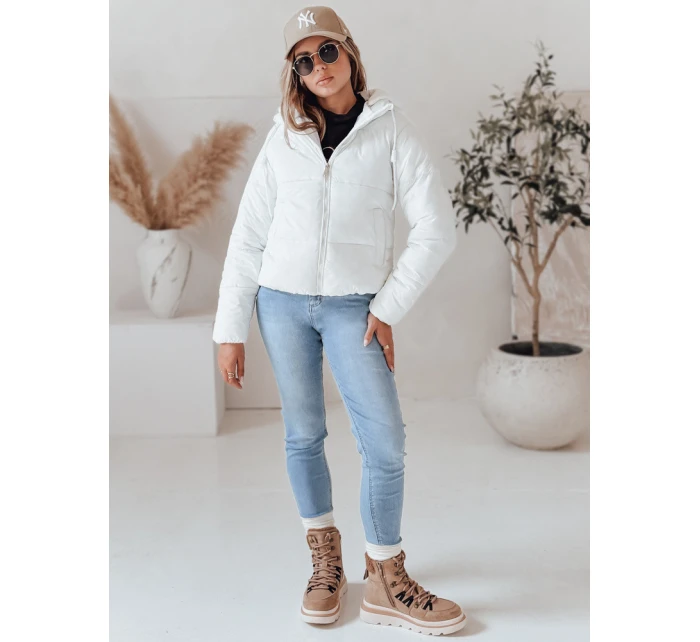 Dámská krátká péřová bunda GLAMVO s kapucí bílá FashionStreet TY4952