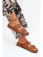 Dámské pantofle na korkové platformě s přezkami – camel Dámské pantofle na korkové platformě s přezkami – camel