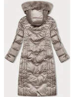 Vypasovaná dlouhá dámská zimní bunda v barvě cappuccino S'west (B8201-12) Vypasovaná dlouhá dámská zimní bunda v barvě cappuccino S'west (B8201-12)