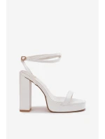 Dámské Sandály Na Podpatku S Páskem Bílé Fevenne Dámské Sandály Na Podpatku S Páskem Bílé Fevenne