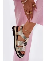 Dámské lakované kožené sandály se zdobeným detailem - zlaté Artiker Dámské lakované kožené sandály se zdobeným detailem - zlaté Artiker