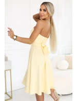 rozšířené midi šaty s páskem pastelově žluté model 22017316 - numoco rozšířené midi šaty s páskem pastelově žluté model 22017316 - numoco