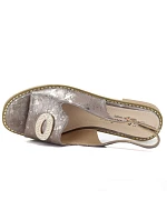 Dámské ploché sandály s cínovou ozdobou S.Barski 61-6040