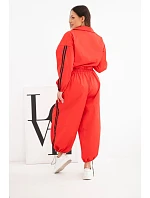 Dámská bavlněná souprava s oversized kalhotami a model 22294720 pásy červená - K-Fashion Dámská bavlněná souprava s oversized kalhotami a model 22294720 pásy červená - K-Fashion