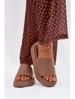 Dámské pantofle na platformě tmavě béžové model 21918985 - Boto Dámské pantofle na platformě tmavě béžové model 21918985 - Boto