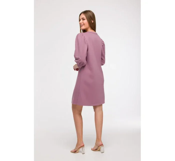 Šaty áčkového střihu s rukávy  barva model 21047147 - BeWear