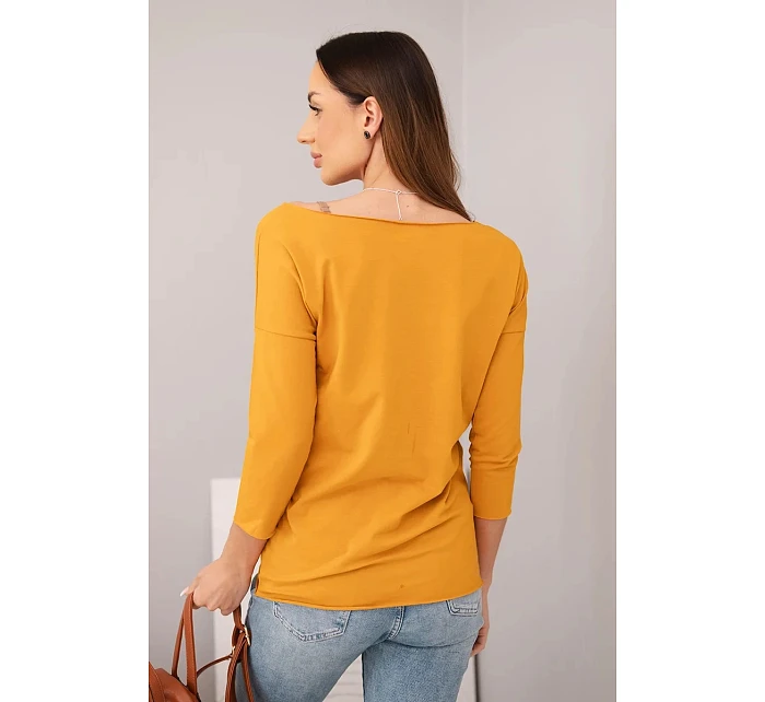 Dámská halenka s lodičkovým výstřihem hořčicová