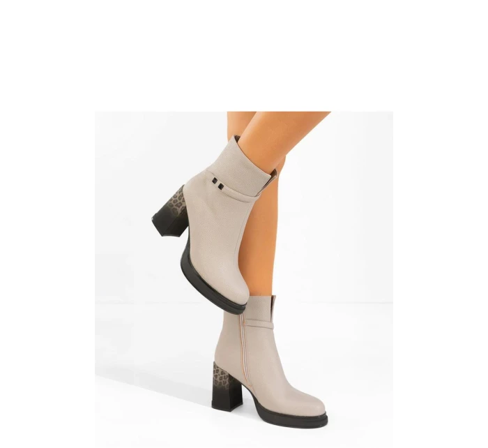 Boty na podpatku  model 222033 Solea