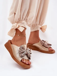 Dámské Pantofle Na Klínu S Mašlí Zlaté model 21692807 - Boto