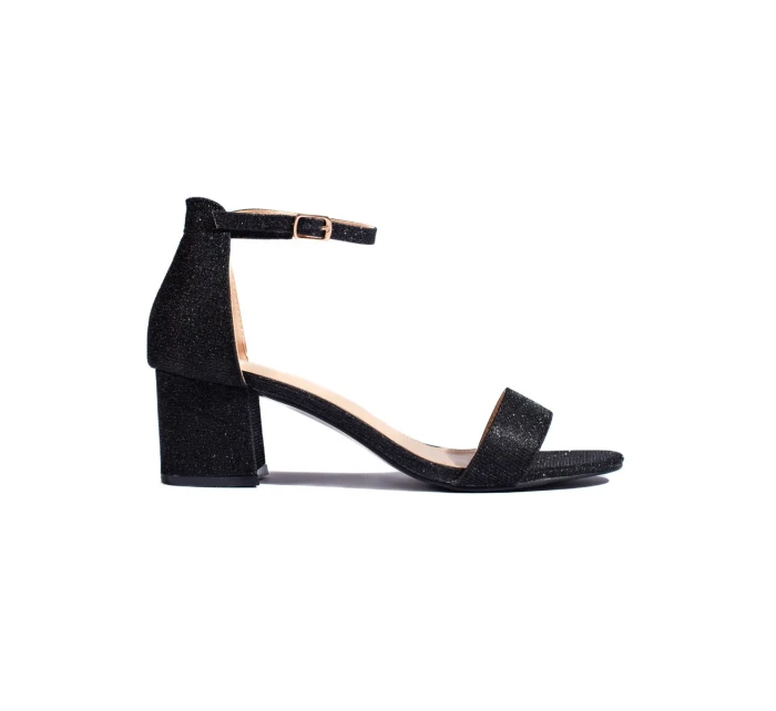 Luxusní černé dámské sandály na širokém podpatku Luxusní černé dámské sandály na širokém podpatku
