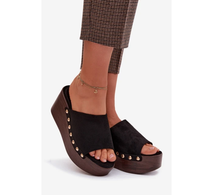 Dámské nazouváky na platformě se zlatými přezkami Eko semiš Černé Helivina