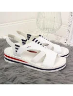 Sandály na platformě Rieker W V02Y5 white Sandály na platformě Rieker W V02Y5 white