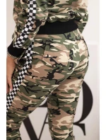 Dámská souprava s kapucí a model 21755764 potiskem khaki + ecru - K-Fashion