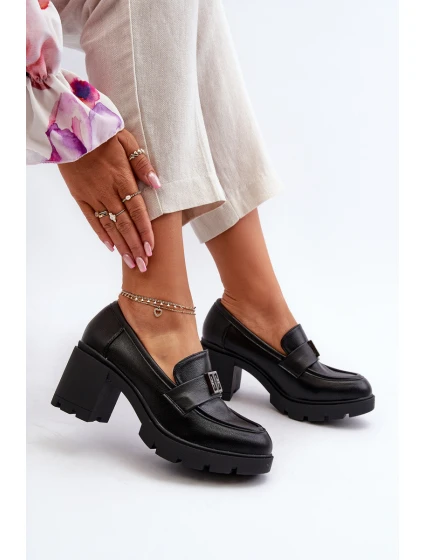 Dámské polobotky na podpatku s ozdobou Černé model 21655240 - Boto Dámské polobotky na podpatku s ozdobou Černé model 21655240 - Boto