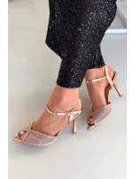 Dámské sandály na podpatku se zdobením model 21821807 - Boto