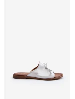 Kožené dámské žabky model 21646105 stříbrné - Zazoo Kožené dámské žabky model 21646105 stříbrné - Zazoo