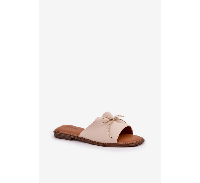 Sandály na ploché podrážce s ozdobnou mašlí béžové model 21684340 - Boto Sandály na ploché podrážce s ozdobnou mašlí béžové model 21684340 - Boto