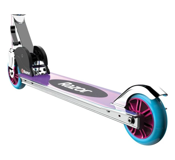 Dětská koloběžka Model A model 21469699 - Razor Dětská koloběžka Model A model 21469699 - Razor
