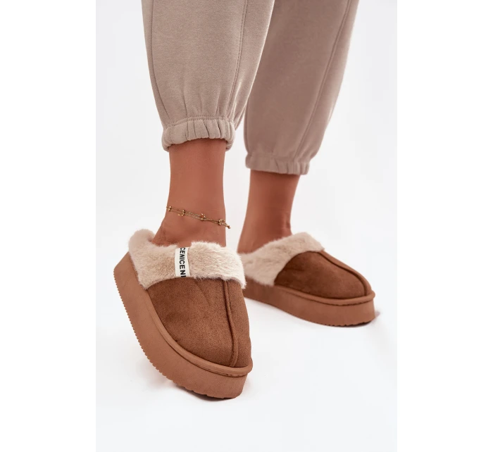 Dámské pantofle s kožíškem Hnědé model 21714470 - Boto