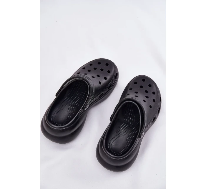 Dámské pěnové pantofle na masivní podrážce Big Star – černé Dámské pěnové pantofle na masivní podrážce Big Star – černé