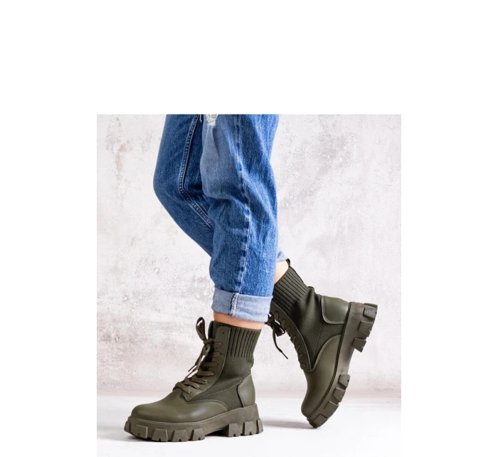 Boty model 205807 Solea Boty model 205807 Solea