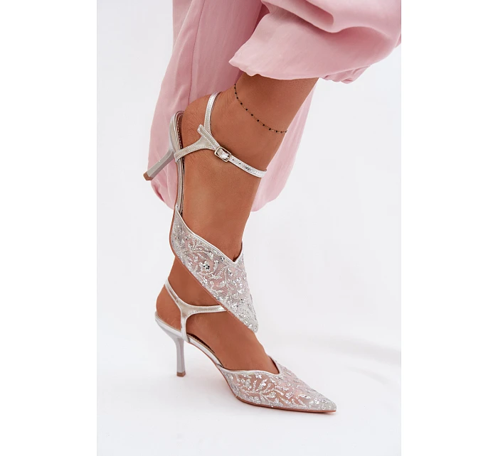 Dámské síťované sandály na jehlovém podpatku se zdobením Stříbrné model 22103201 - Boto Dámské síťované sandály na jehlovém podpatku se zdobením Stříbrné model 22103201 - Boto