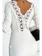 532-1 Svetr pohodlné šaty se šněrováním na zádech - ECRU 532-1 Svetr pohodlné šaty se šněrováním na zádech - ECRU