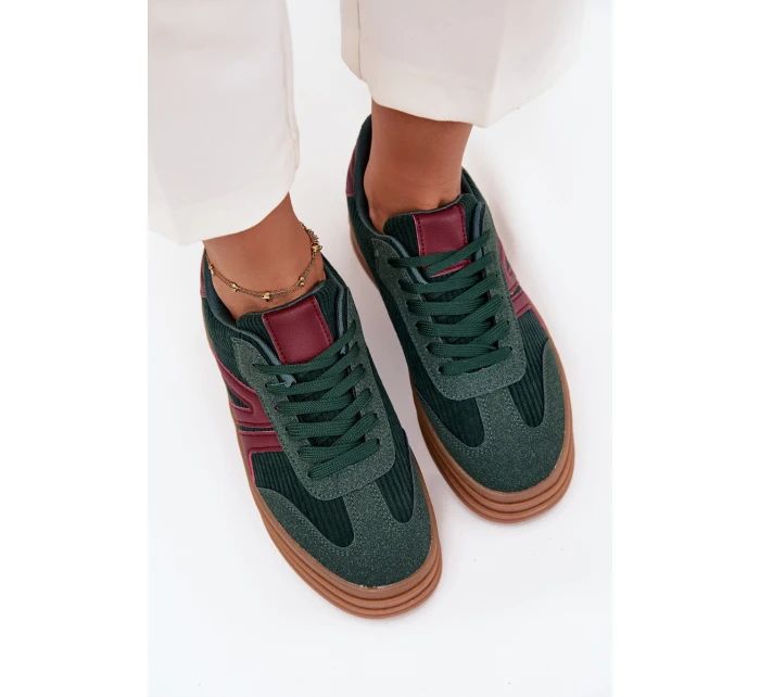 Sametové dámské tenisky na platformě Zelené model 21710188 - Boto Sametové dámské tenisky na platformě Zelené model 21710188 - Boto