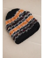 Dámská zimní vlněná čepice s ozdobnými krystalky K399 černá