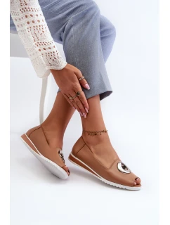 Dámské lodičky s ozdobou z ekokože tmavě béžové model 21658438 - Boto