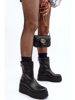 Dámské kožené kotníkové boty na masivní platformě Maciejka A7161-01 Černé