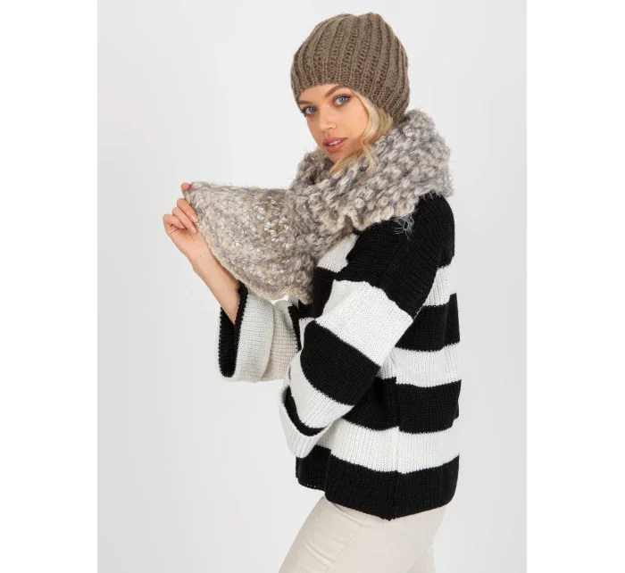 Šátek AT SZ model 17833742 béžová - FPrice