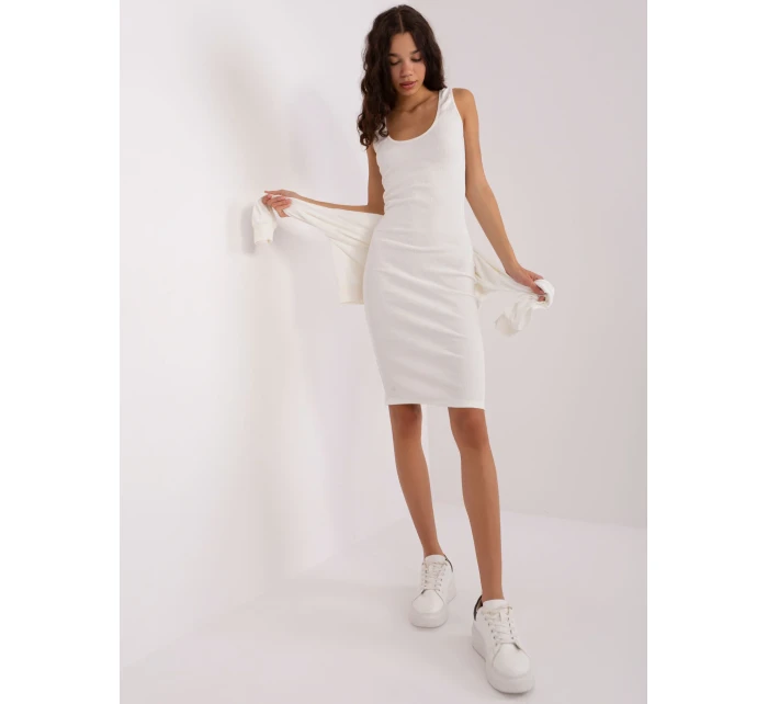 EM KMPL 819 set 2.64P ecru