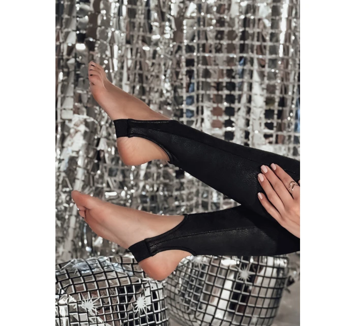 Dámské voskované legíny černé Dstreet model 21982096 - FashionStreet Dámské voskované legíny černé Dstreet model 21982096 - FashionStreet