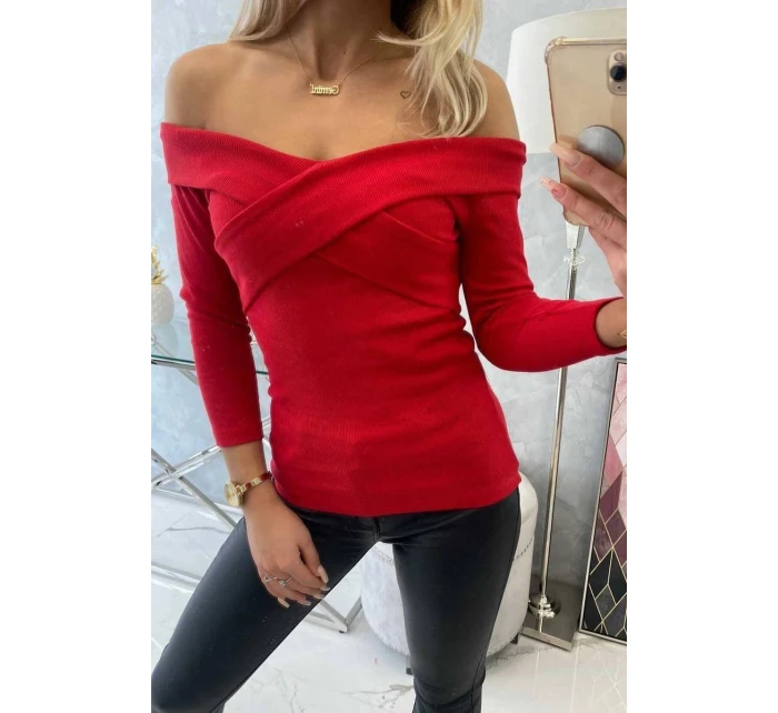 Halenka s výstřihem do V červená Halenka s výstřihem do V červená