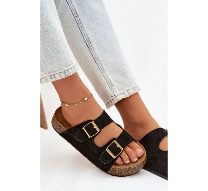 Dámské pantofle na korkové platformě se zlatými sponami Černé Tovessa Dámské pantofle na korkové platformě se zlatými sponami Černé Tovessa