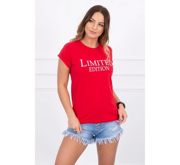 Limitovaná edice červené halenky Limitovaná edice červené halenky