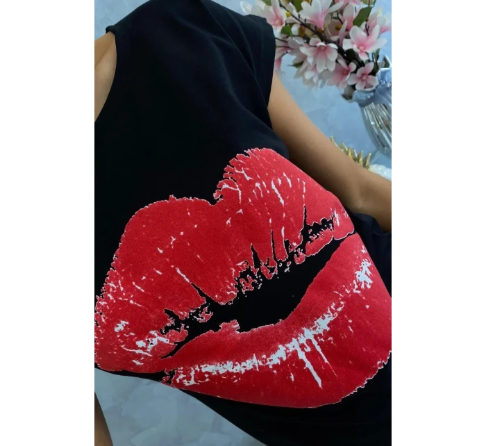 Halenka s potiskem rtů černá