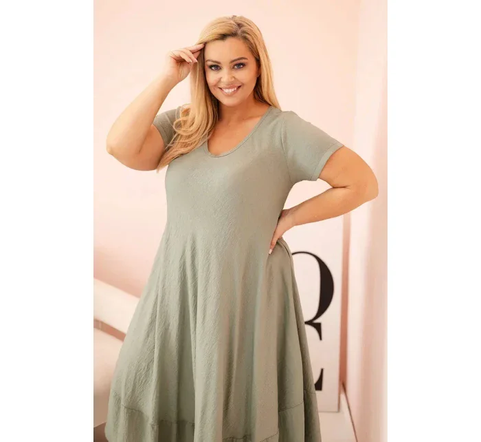 Dámské šaty plus size s krátkým rukávem a volánem z lehké viskózy khaki