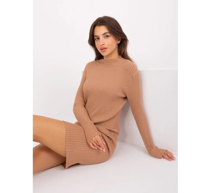 PM SK PM319 šaty.19 velbloudů