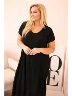 Dámské šaty plus size s krátkým rukávem a volánem z lehké viskózy černá Dámské šaty plus size s krátkým rukávem a volánem z lehké viskózy černá